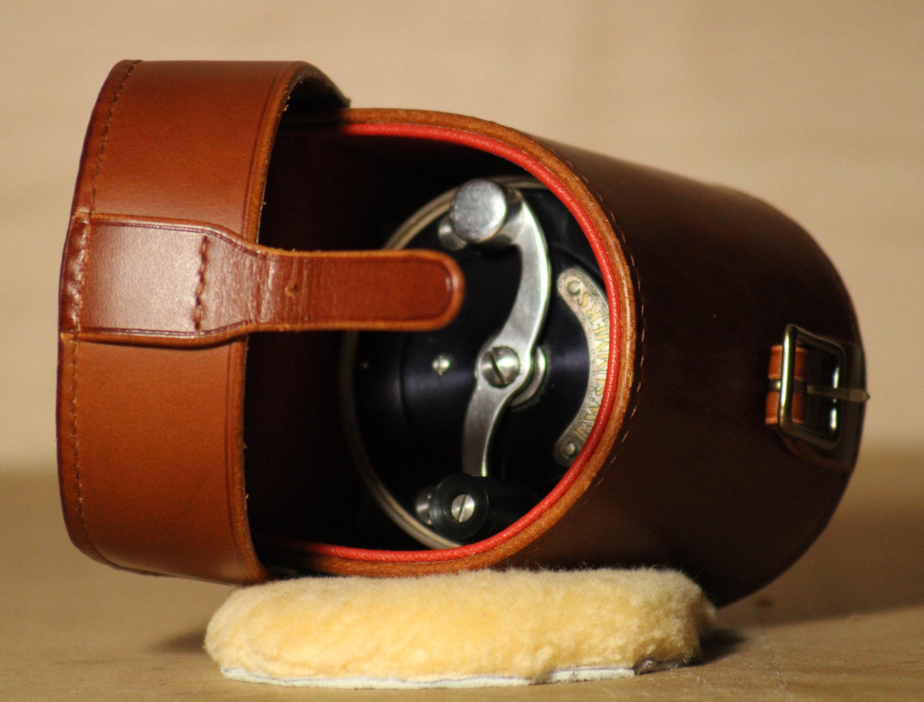 custom fishing reel case Custom Vom Hofe Style Reel Case Chestnut / Black